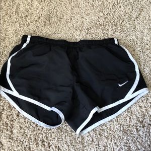 Black nike athletic shorts